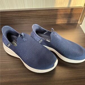 Skechers slip-ins. Size 7.5 wide